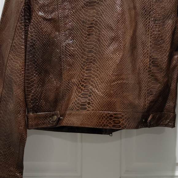NEW 100% Leather Snake Print Jacket in Chocolate Brown Size Small - Picture 7 of 7